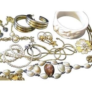 Wide Cream White Flower‎ Plastic Bangle Gold Plated 15Pc Vintage Jewelry Lot